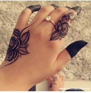 finger mehndi design 19