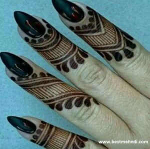 finger mehndi design 20