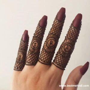 finger mehndi design 25