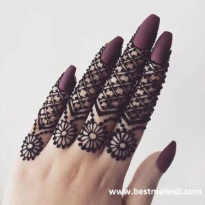 finger mehndi design 26