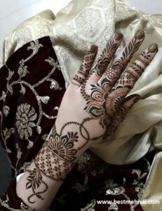 front-hand-khafif-mehndi-design