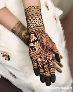 front-side-mehndi-design