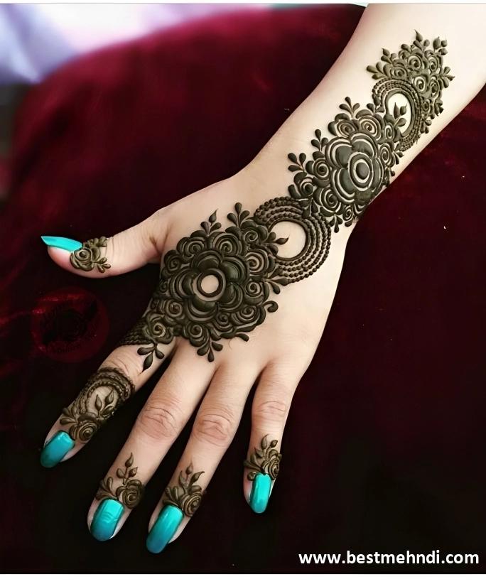 small back hand mehndi design simple and easy