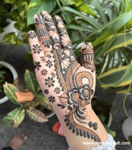 khafif-mehndi-designs-for-hands