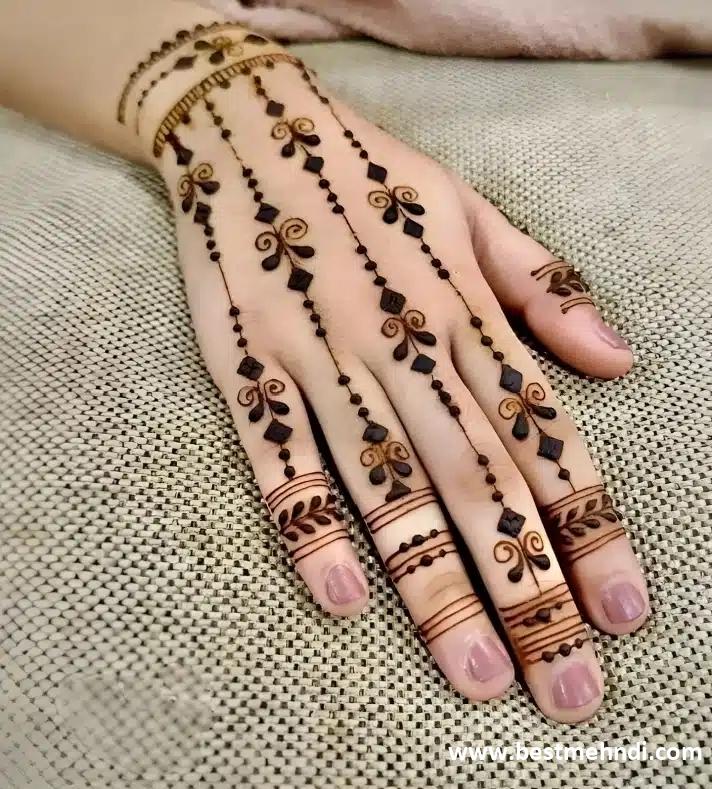 back hand mehndi design 2022 simple