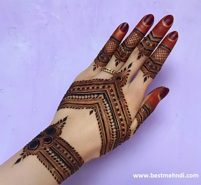 simple stylish back hand mehndi designs front hand