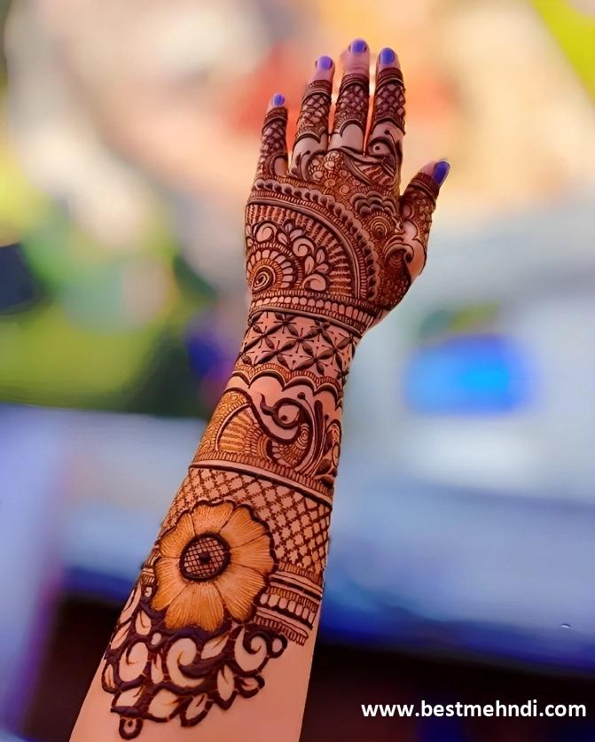 hand back mehndi design