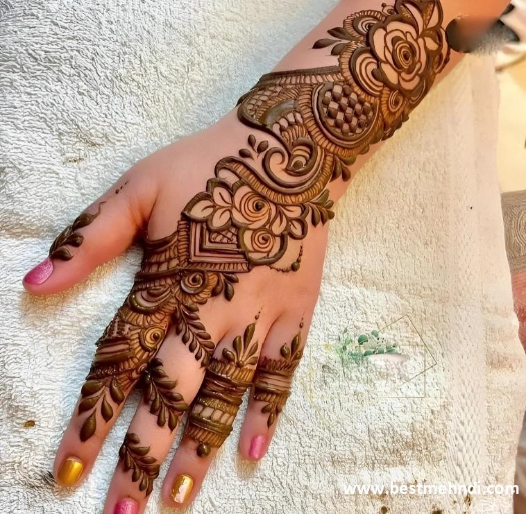 easy simple back hand mehndi design