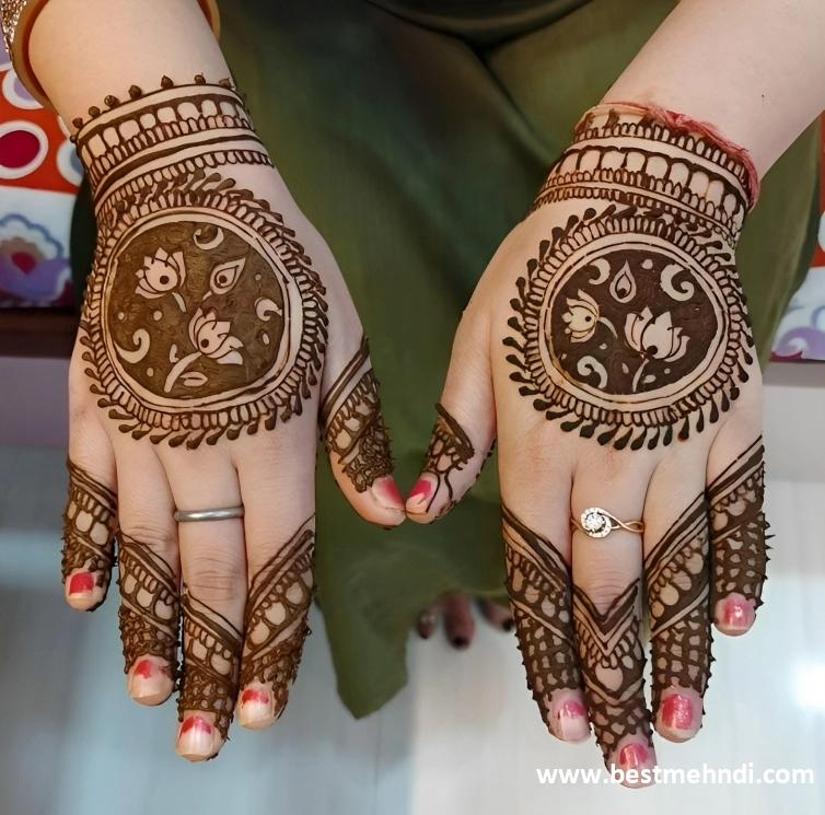 left hand back mehndi design