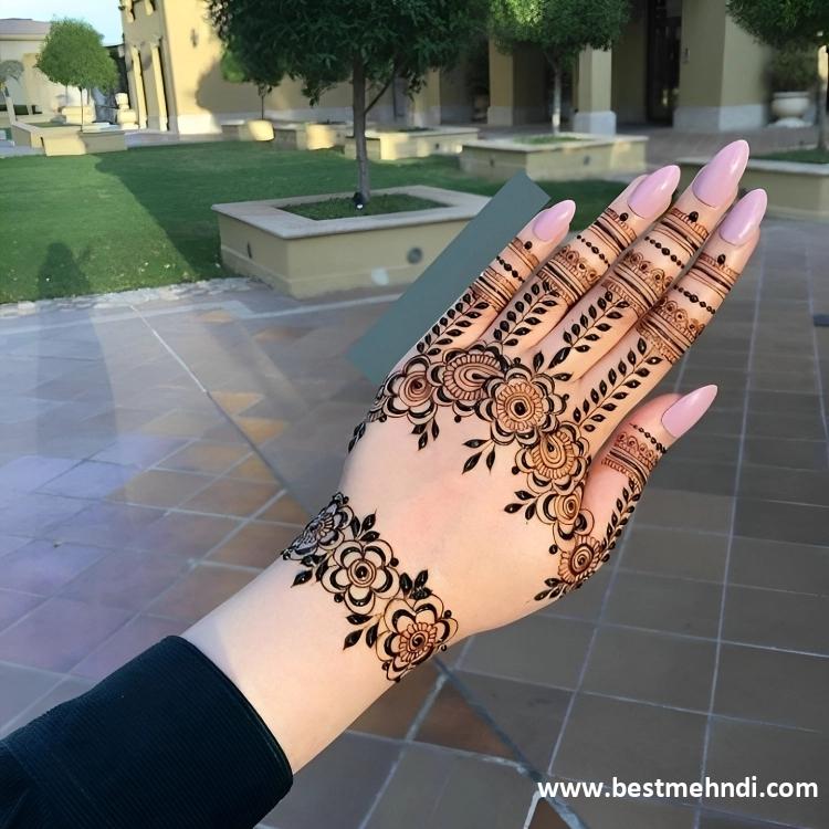 mehndi design finger back