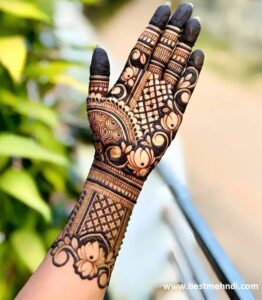 new-style-mehndi-design