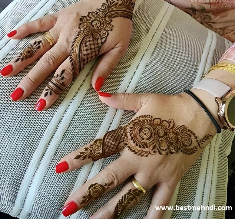 new back hand mehndi design