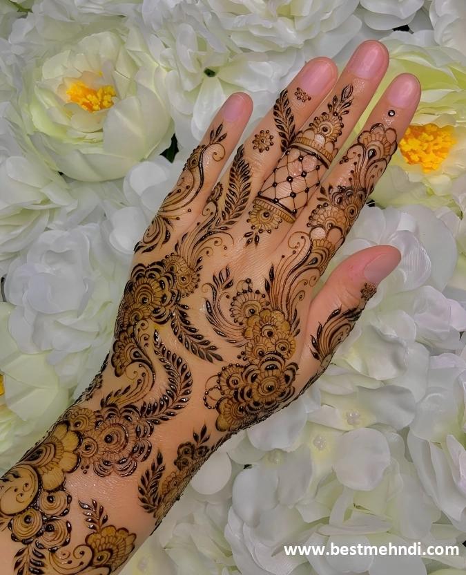 finger instagram stylish back hand mehndi designs