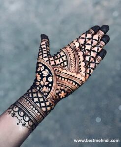 stylish-mehndi-design-2023