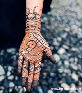 unique-mehndi-design