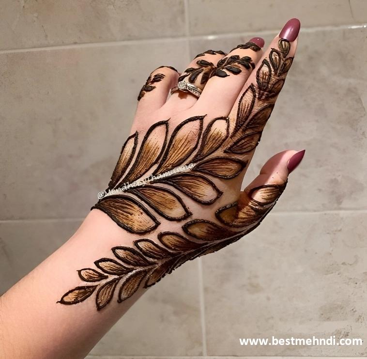 back hand mehndi design 2023